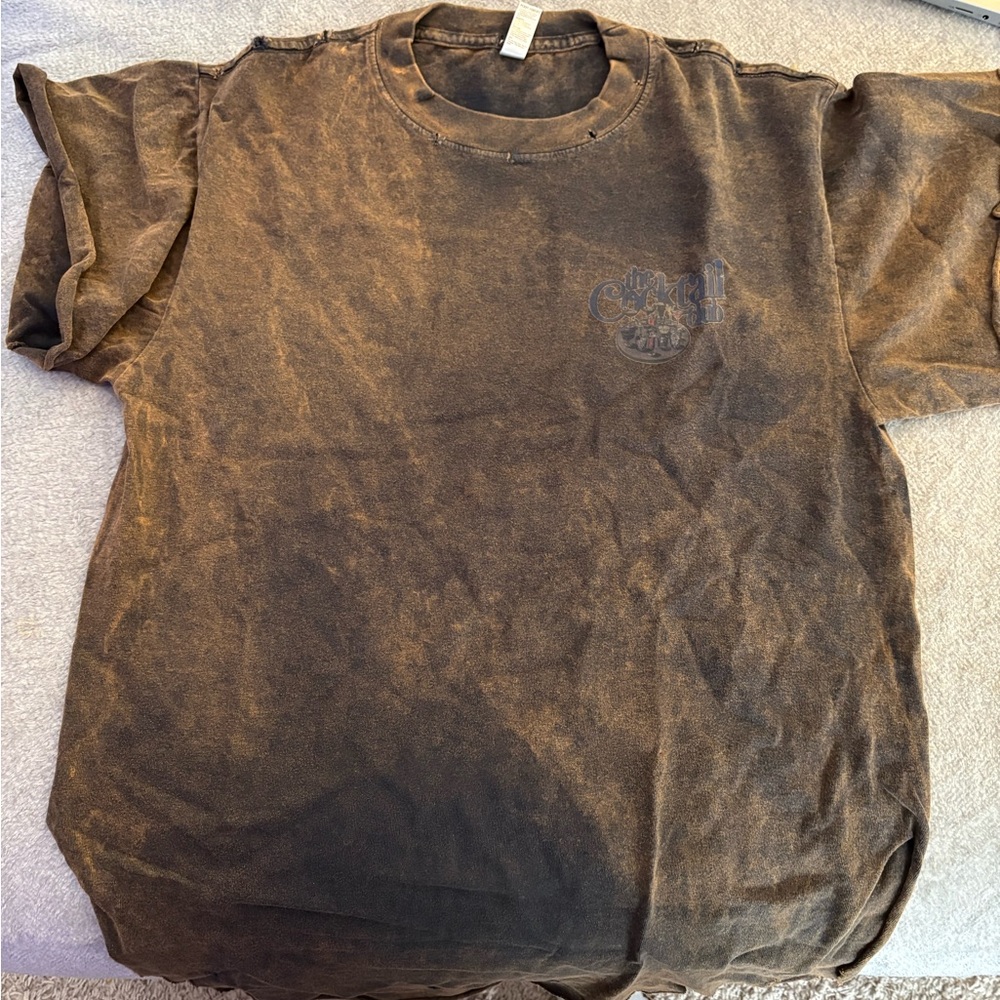 Pebby Forevee side slit acid wash tee